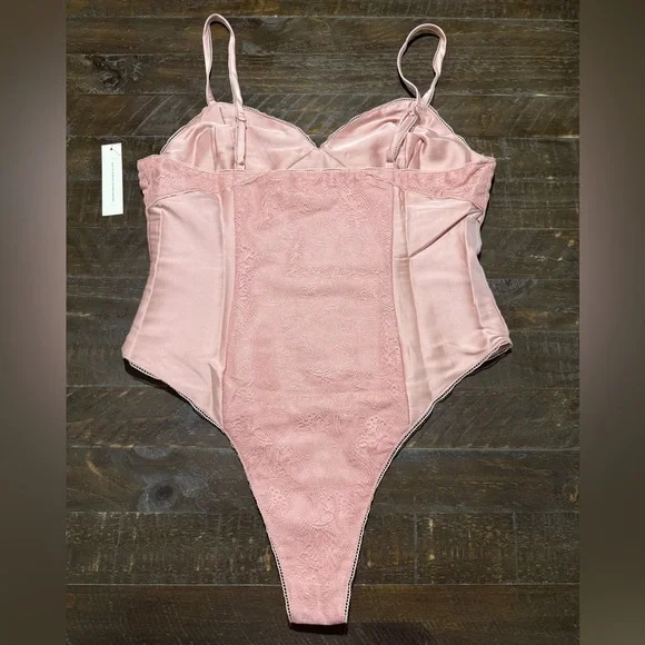 NWT Lani the Label Victoria Blush Pink Satin Lace Bodysuit Sz L Valentines Date - Picture 4 of 15